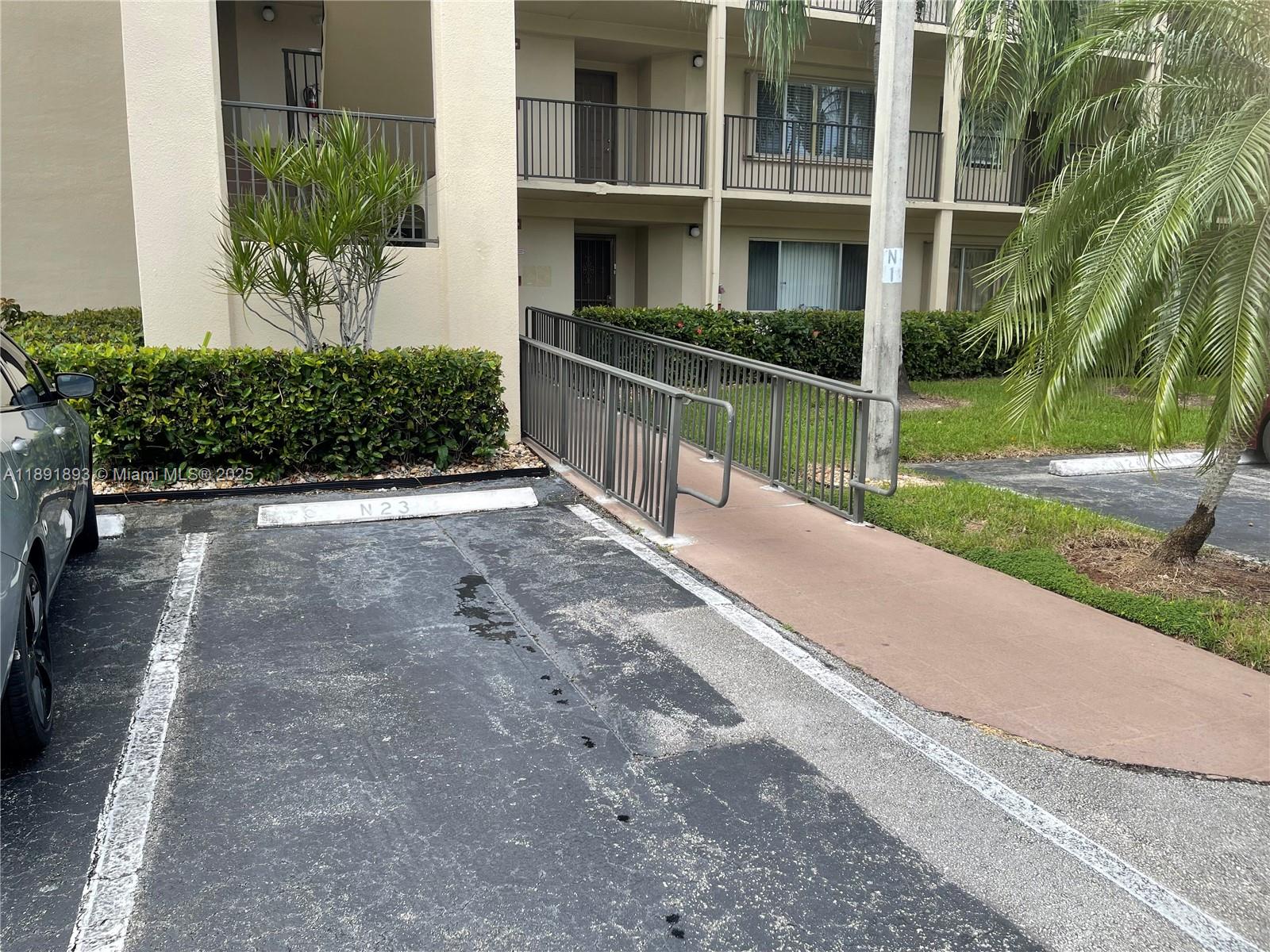 SUFFOLK AT CENTURY VILLAG - Residential
