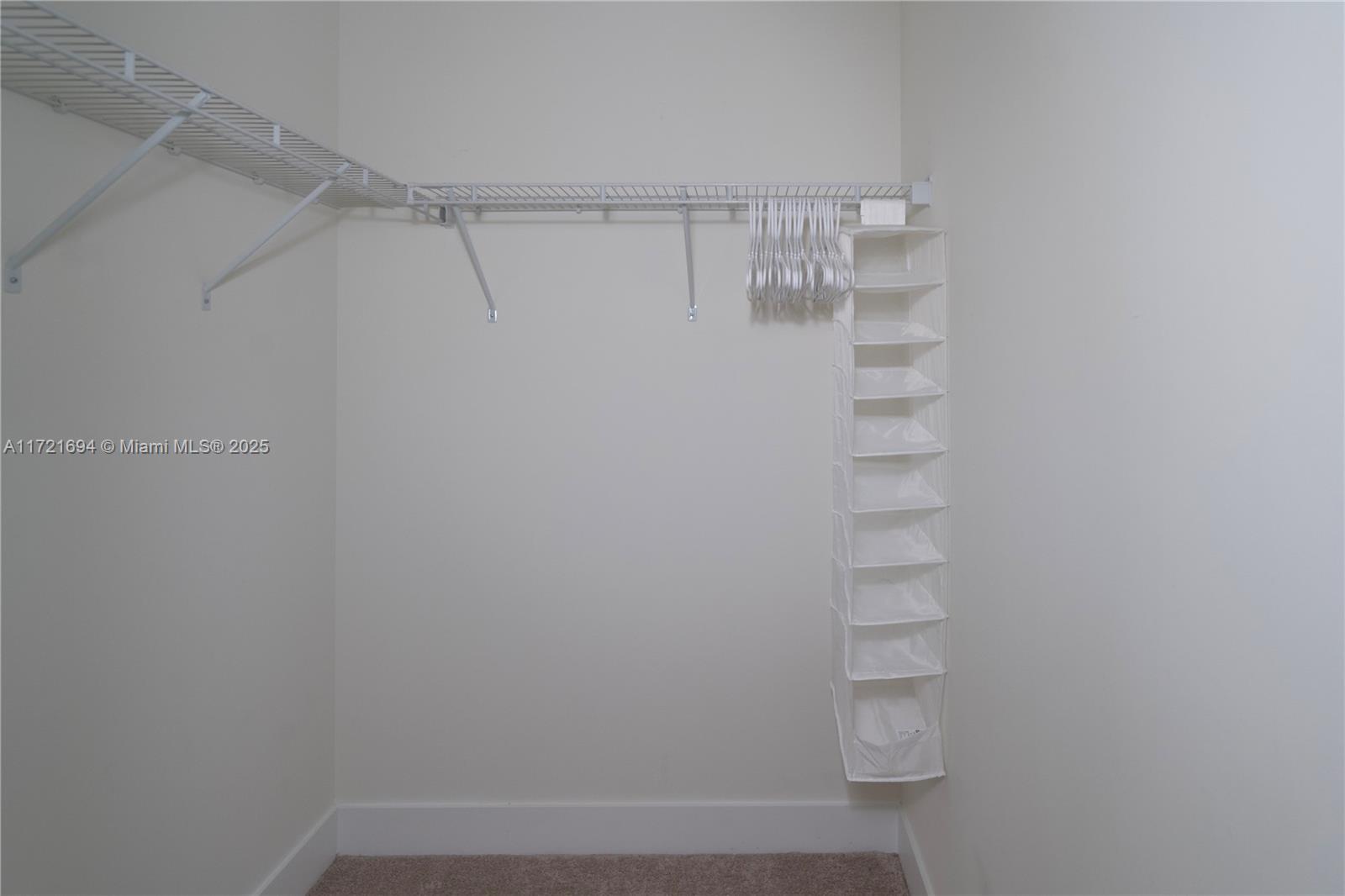 DOWNTOWN DORAL SOUTH PHAS - Residential