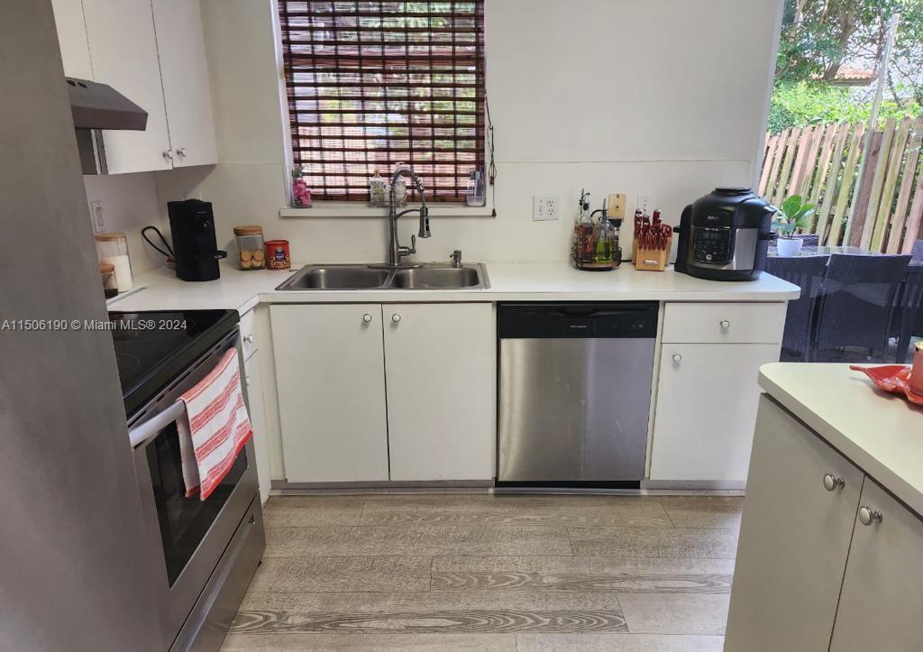TIFFANY LAKES CONDO - Residential Lease