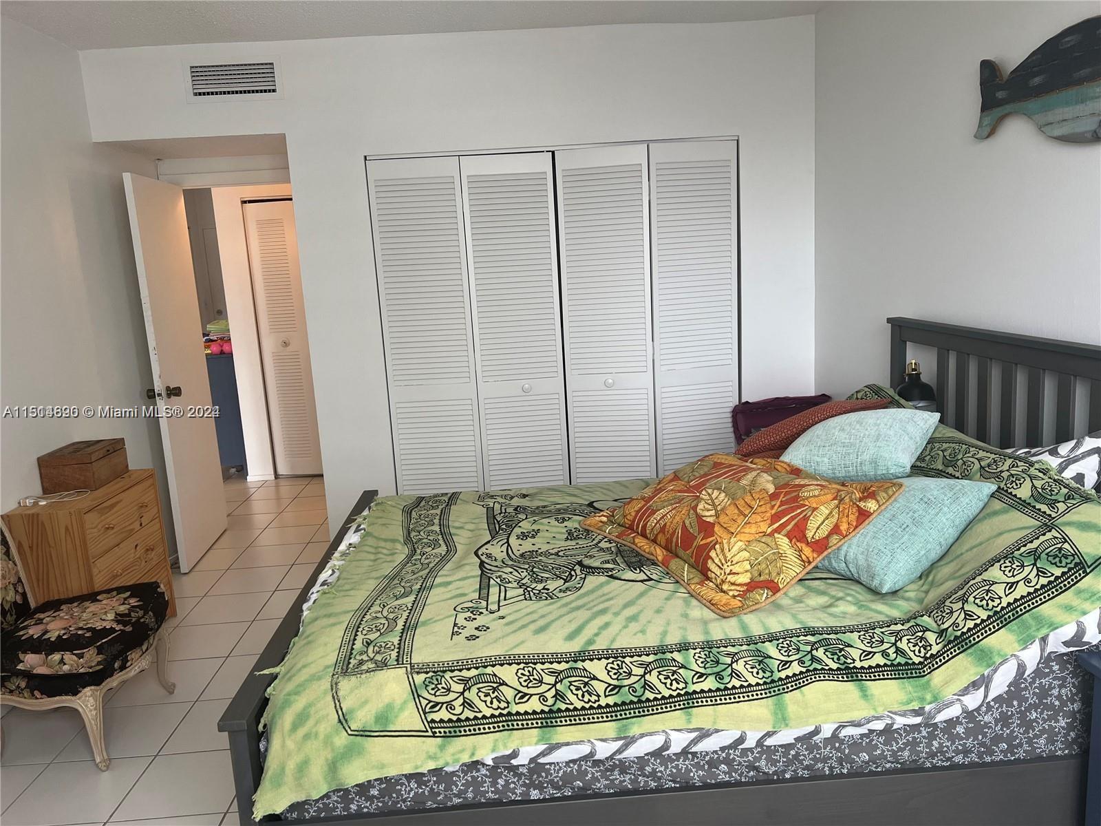 HEMISPHERES CONDO - Residential