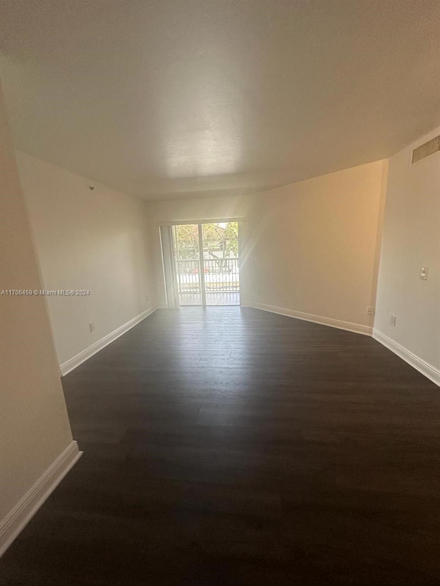 470 S Park Rd 7-207