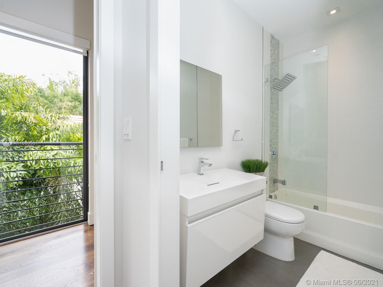 RHODES AMD NEW BISC - Residential