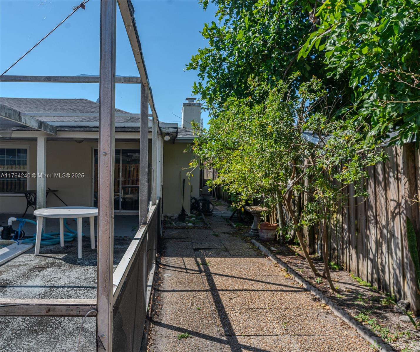 WOODCREST MNR - Residential