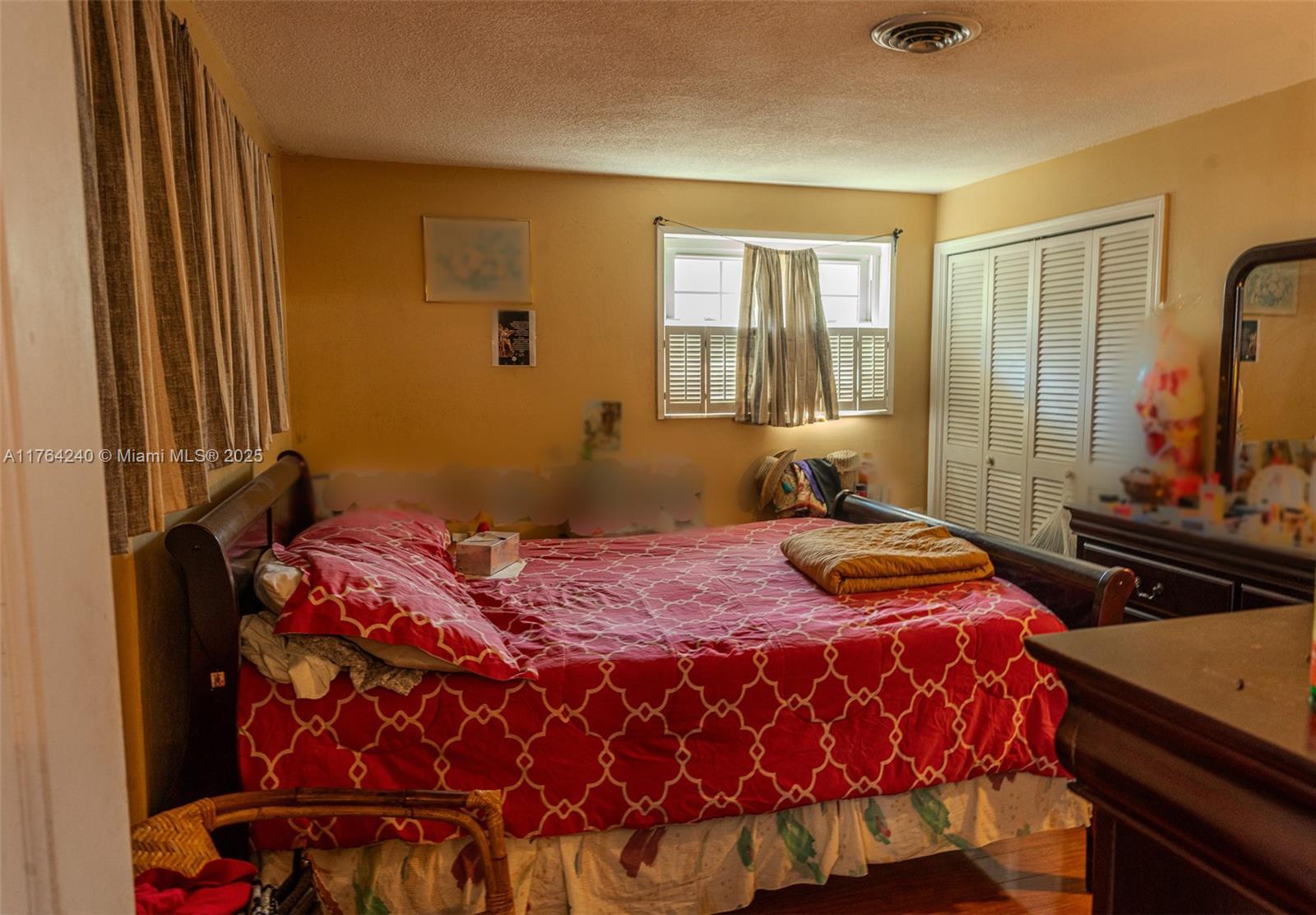 WOODCREST MNR - Residential