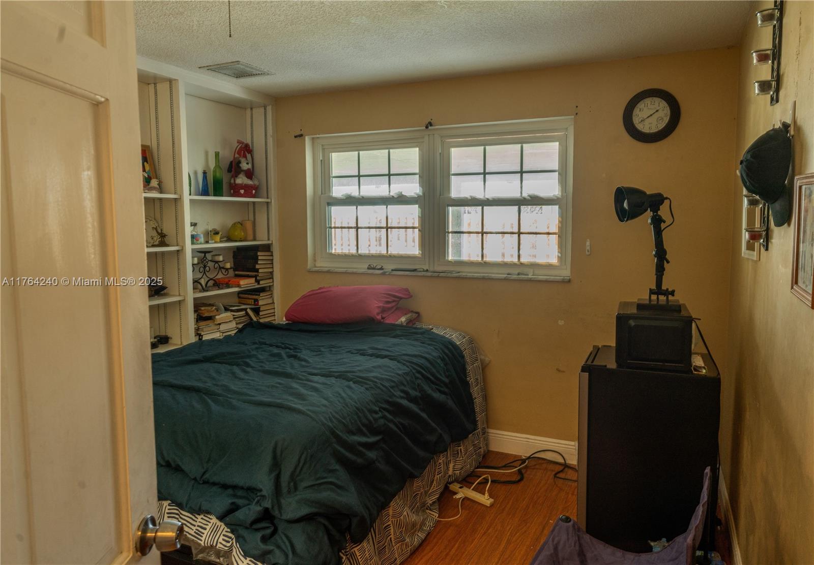 WOODCREST MNR - Residential