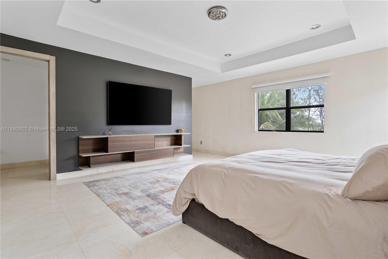 DORAL BREEZE - Residential Lease