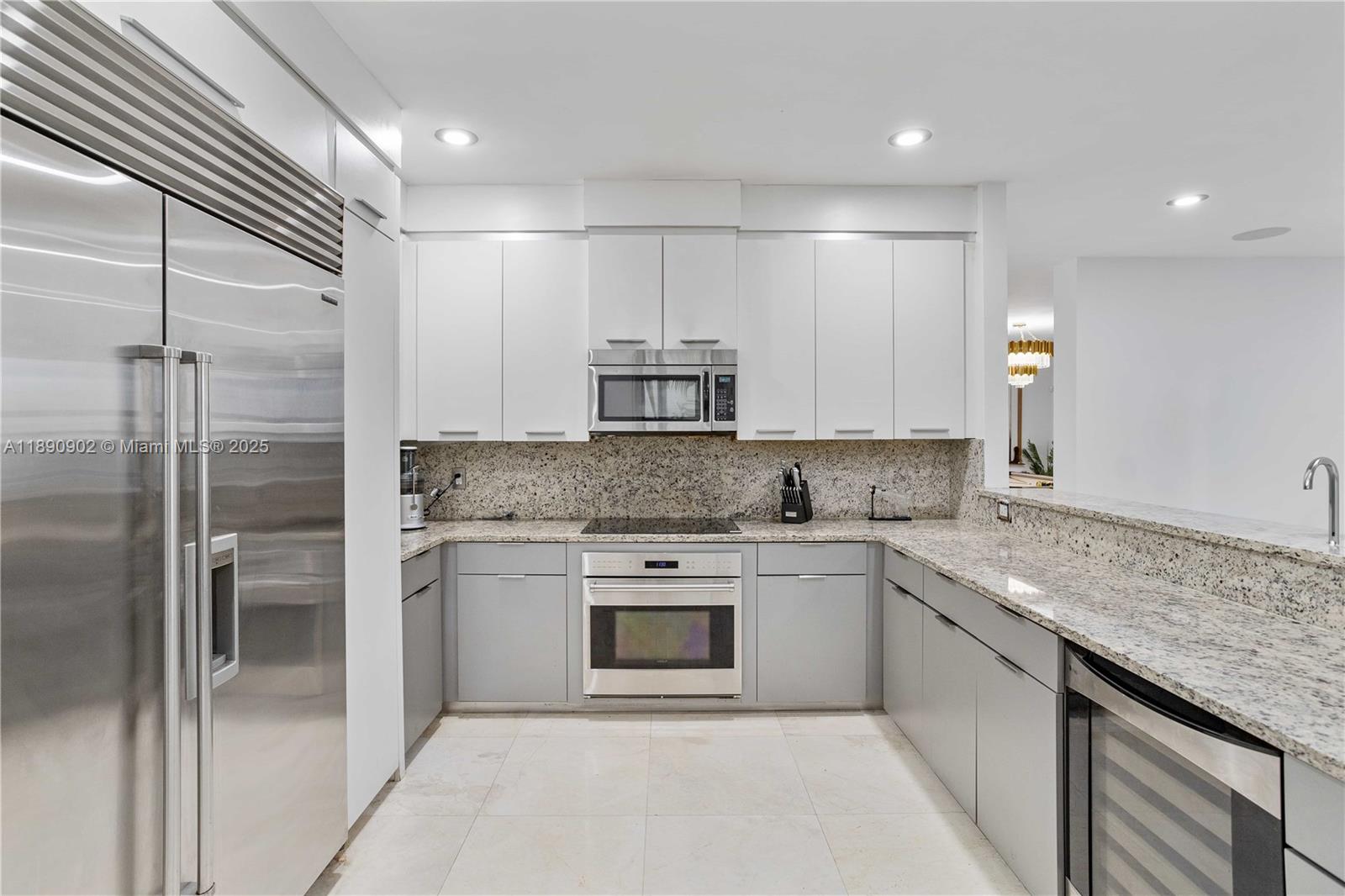 DORAL BREEZE - Residential Lease