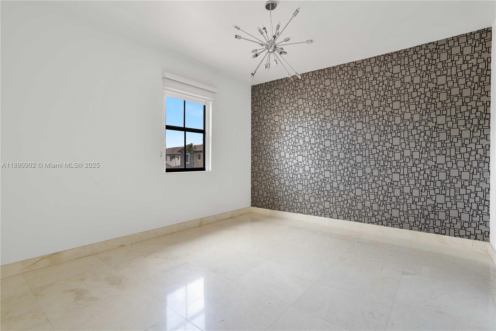 DORAL BREEZE - Residential Lease