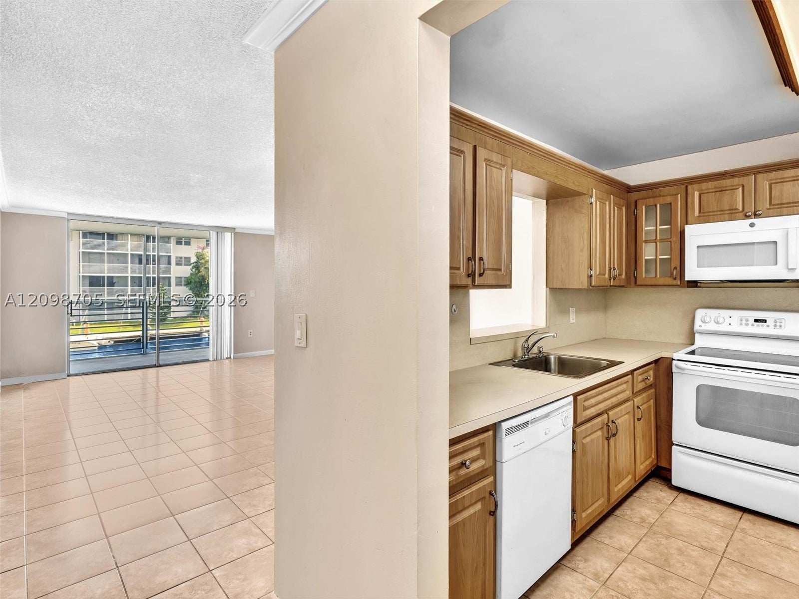 3600 NE 170th St 203