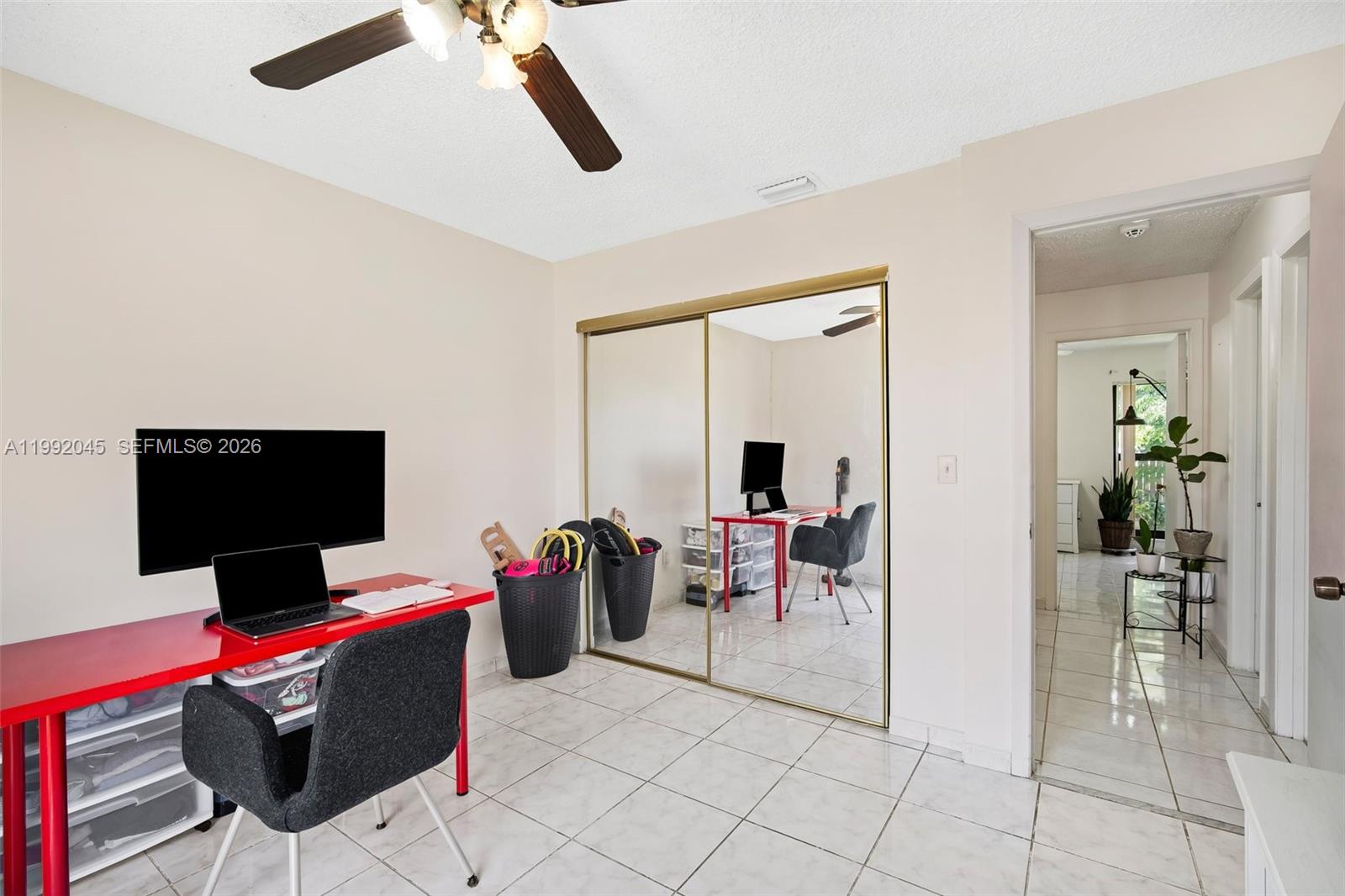 MEADOW WOOD MANOR #4 - Residential