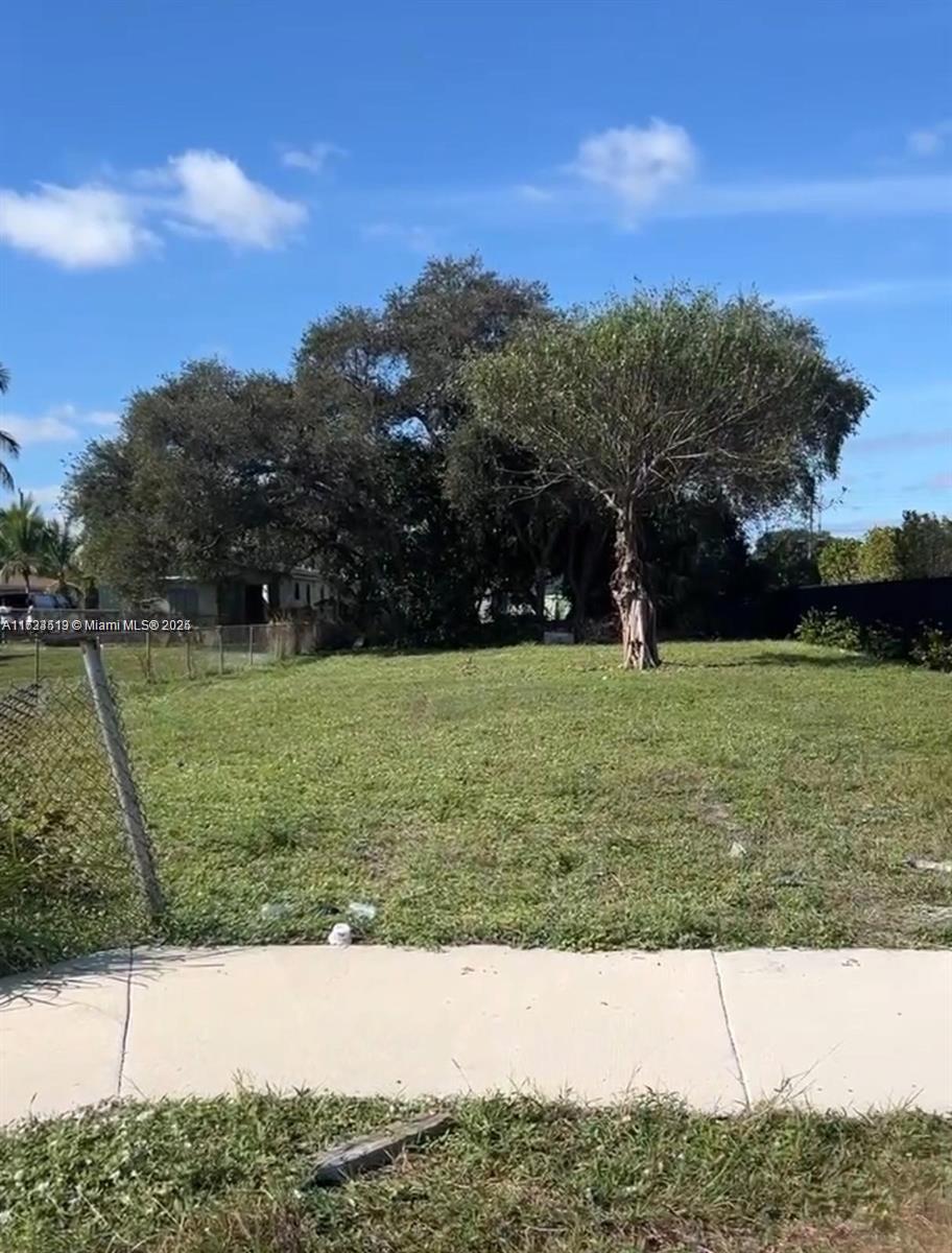 Prime Opportunity in Emerging Hallandale Beach Area. Discover an exceptional piece of land in one of Hallandale Beach’s most promising neighborhoods. This property includes two folios (514222040390 & 0400) spanning a generous 7,500 sq. ft. (50 x 150)—perfectly priced at just $350,000.
Ready to build your multifamily project. The land boasts zoning for Residential and Commercial use, with an impressive density of 120 dwelling units per acre. Picture yourself living in one unit while generating income from the others.
Surrounded by exciting developments, this area is thriving! Conveniently located near:
City Hall, Gulfstream Park, Foster Road, Top-rated Restaurants and more.
DD 15 DAYS. FINANCING AVAILABLE
