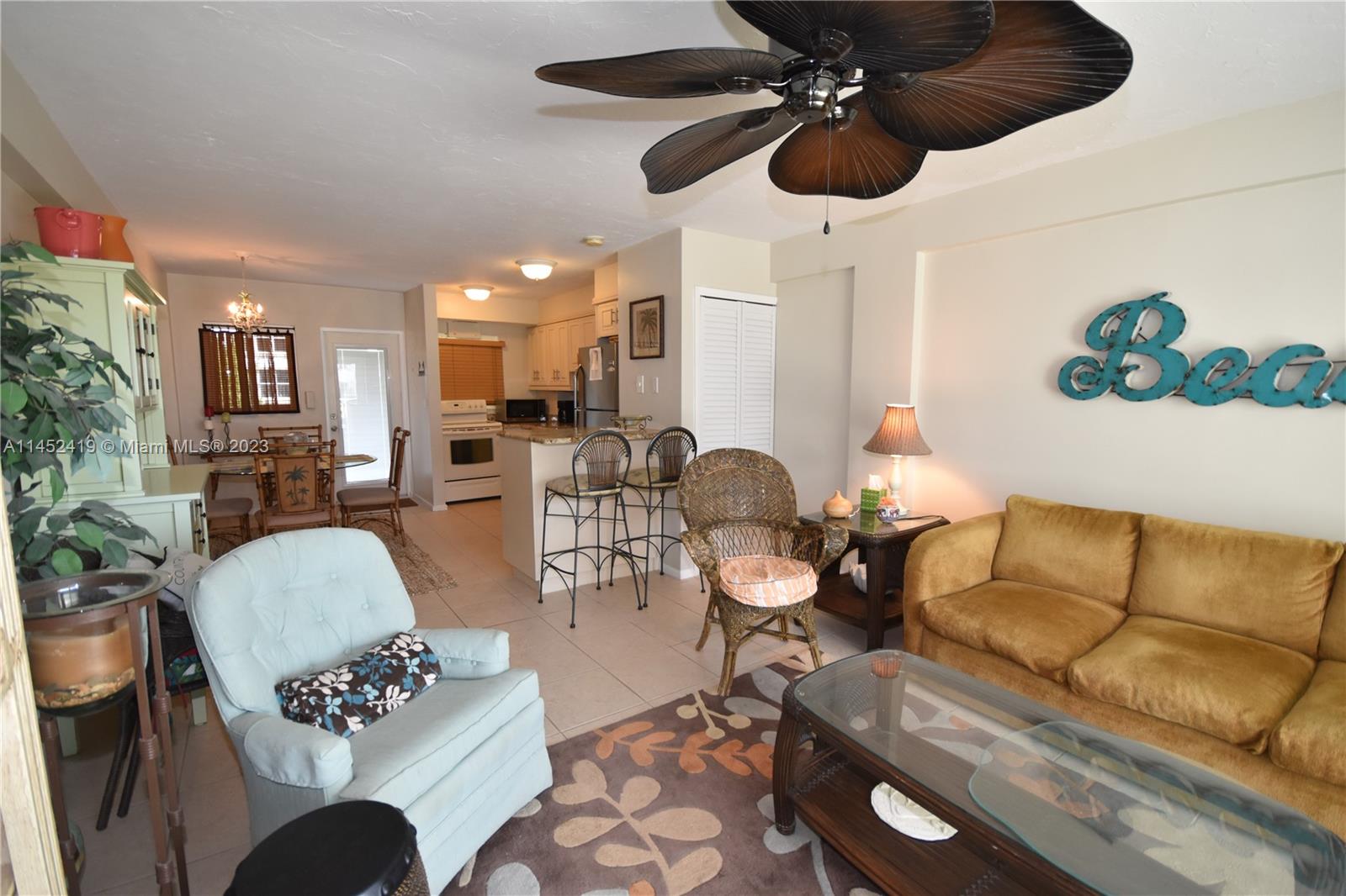 Rental Property at 33 Ocean Ave 308, Palm Beach Shores, Palm Beach County, Florida - Bedrooms: 1 
Bathrooms: 1  - $3,500 MO.