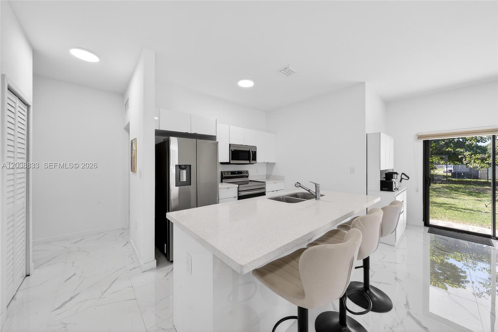 CHRISTIE LAWNS REV - Residential