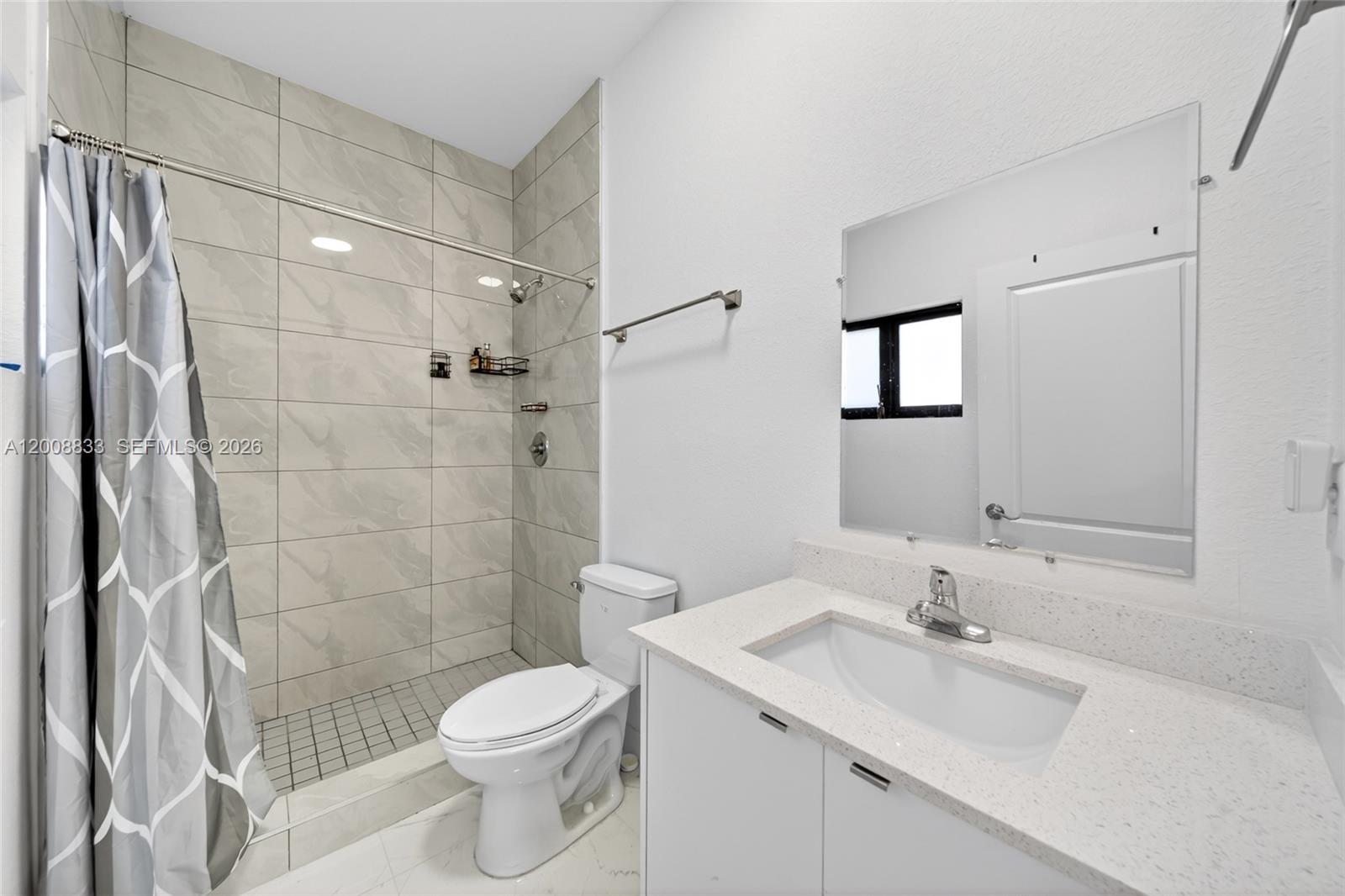 CHRISTIE LAWNS REV - Residential