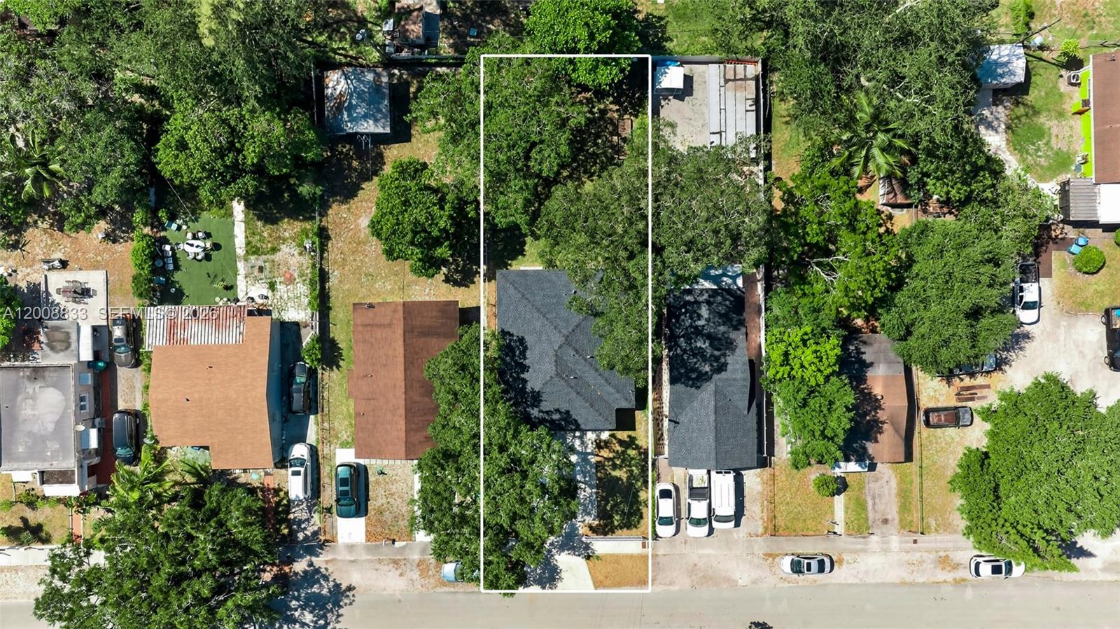 CHRISTIE LAWNS REV - Residential