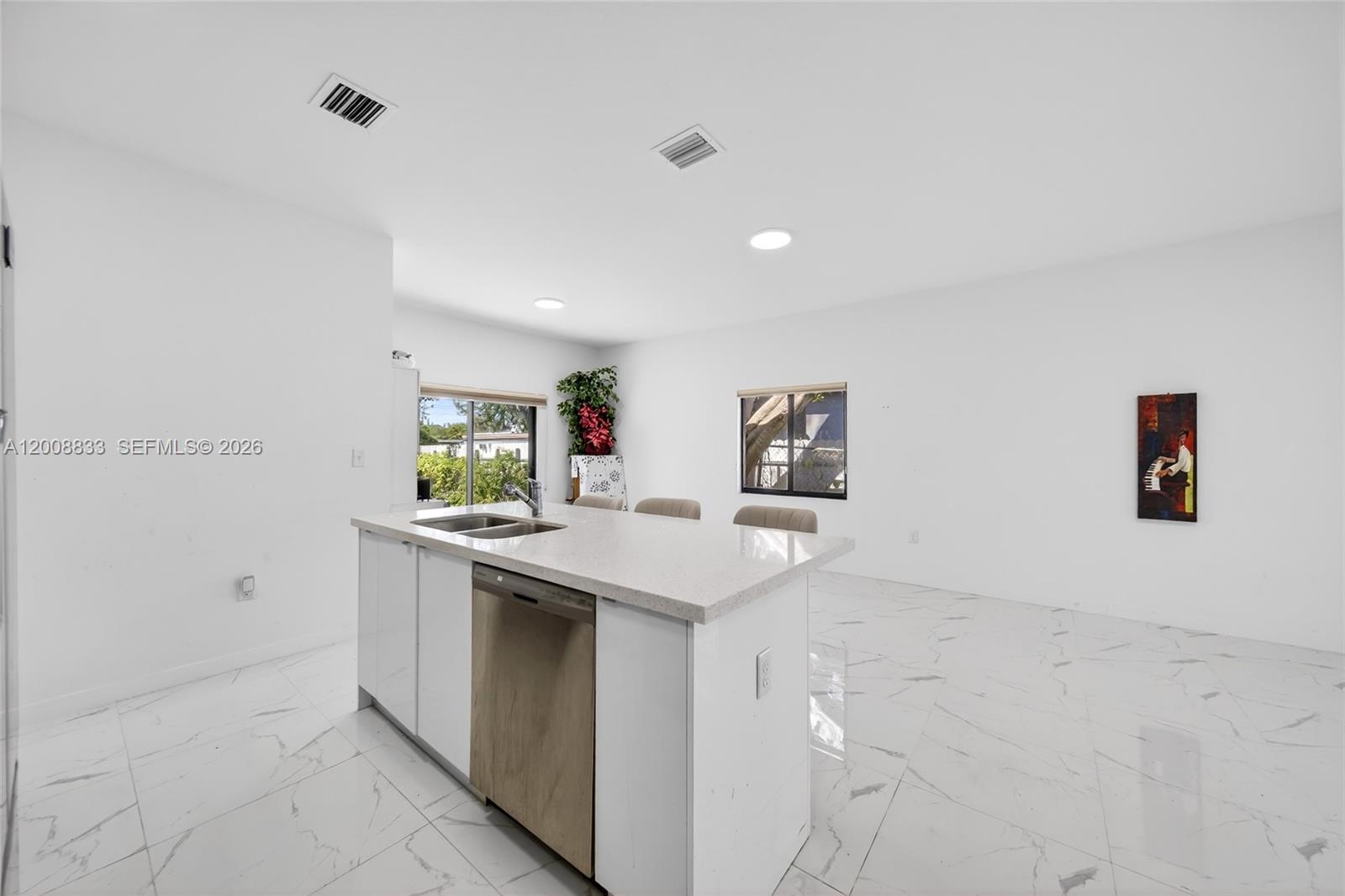 CHRISTIE LAWNS REV - Residential