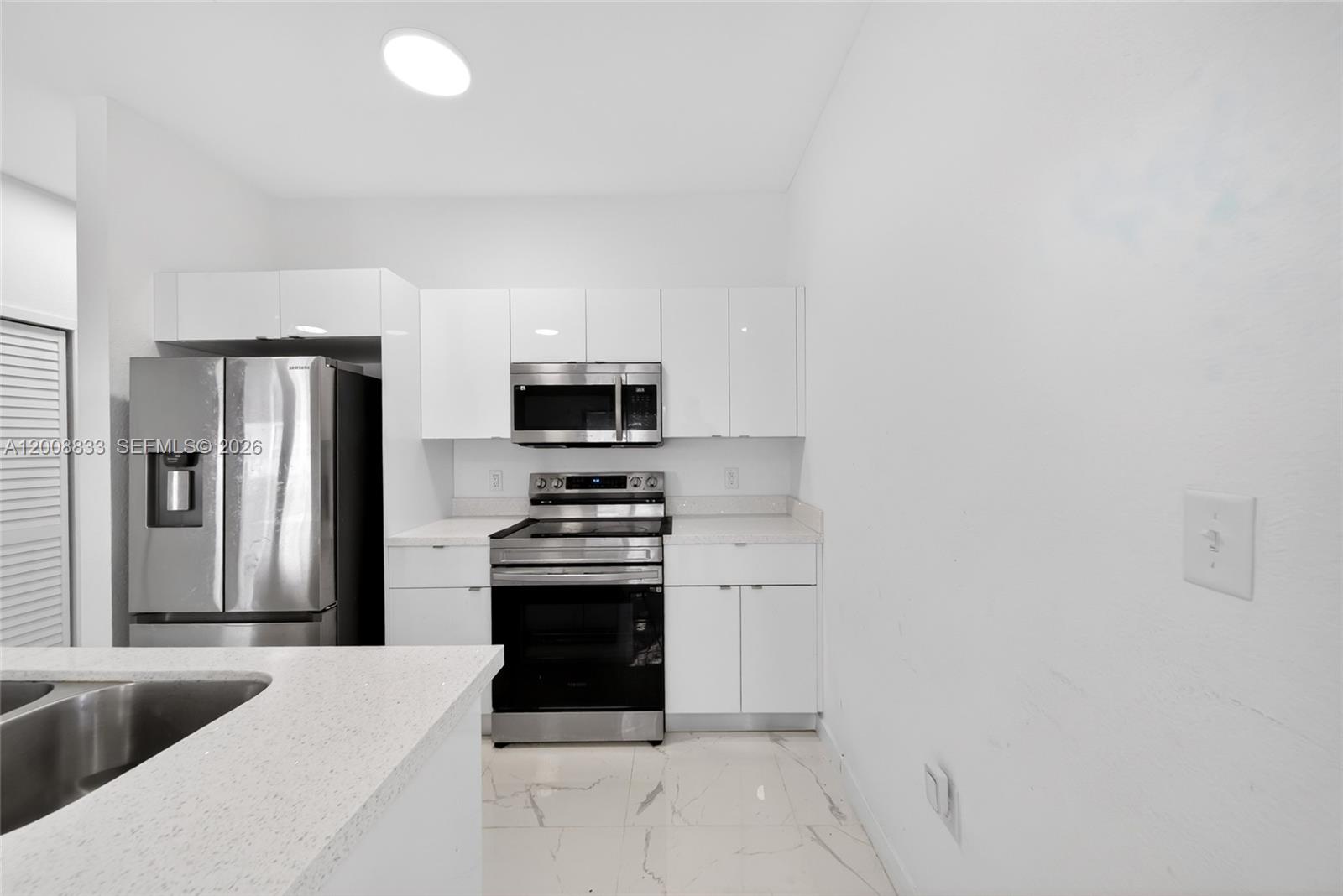 CHRISTIE LAWNS REV - Residential