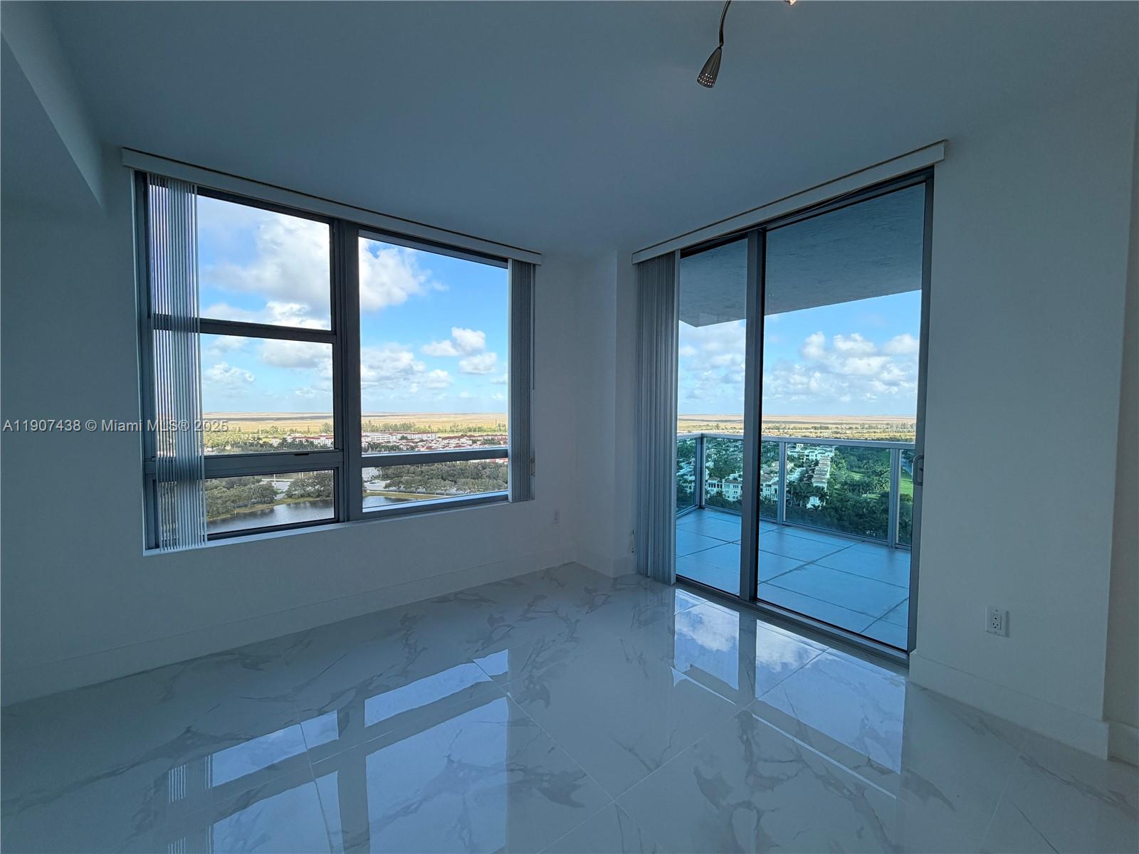 TAO SAWGRASS CONDOMINIUM - Residential