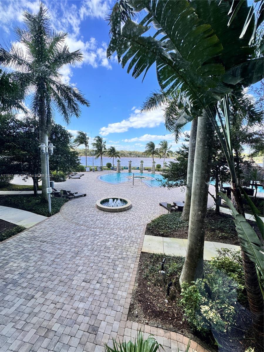 TAO SAWGRASS CONDOMINIUM - Residential