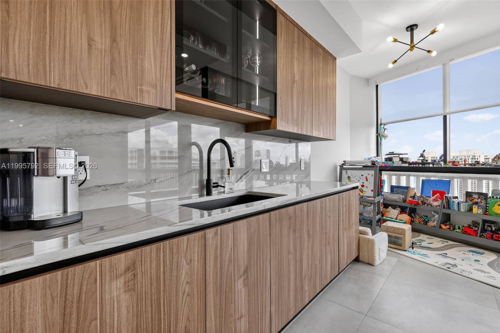 WILLIAMS ISLAND - Residential