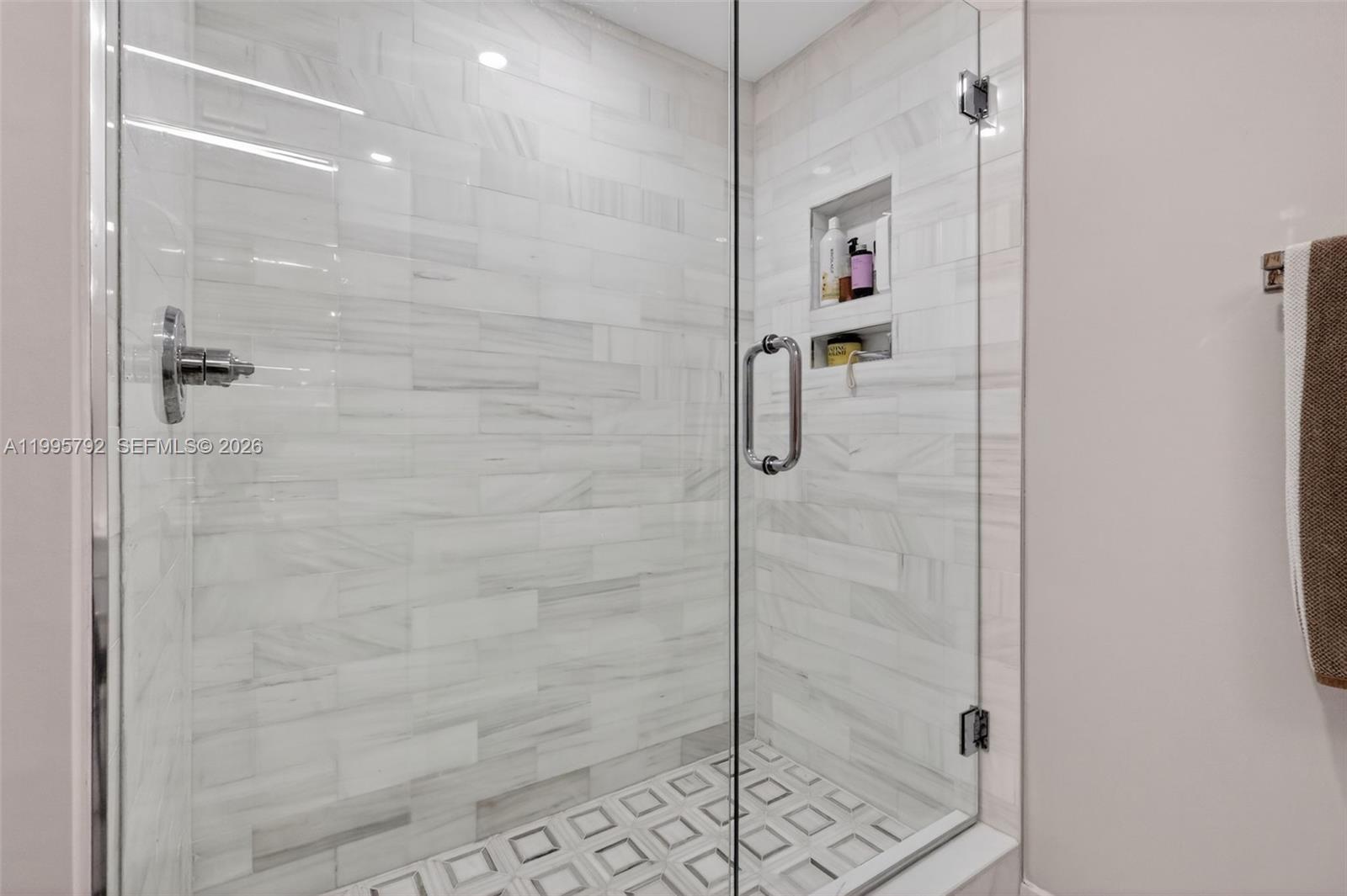 WILLIAMS ISLAND - Residential