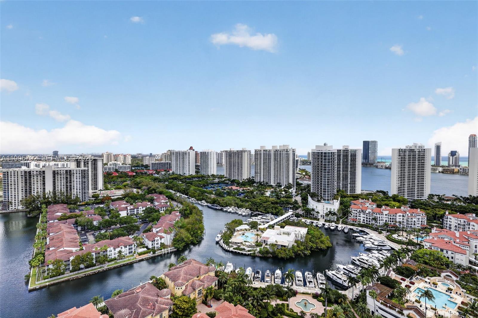 WILLIAMS ISLAND - Residential