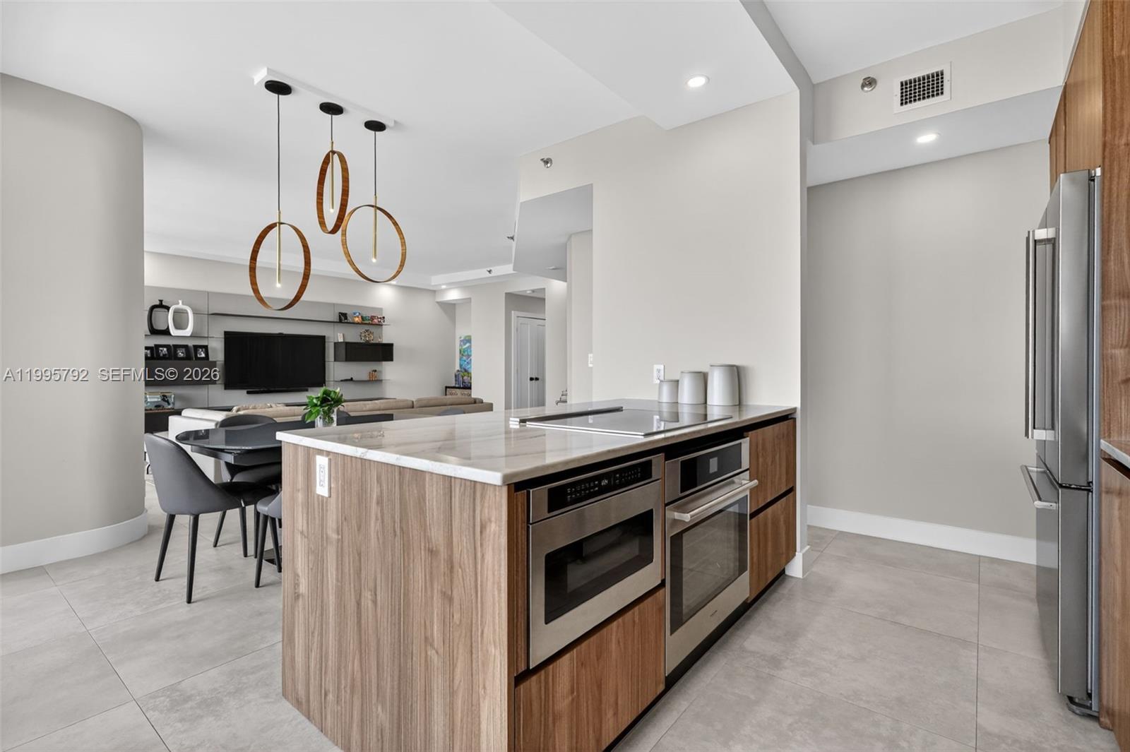 WILLIAMS ISLAND - Residential