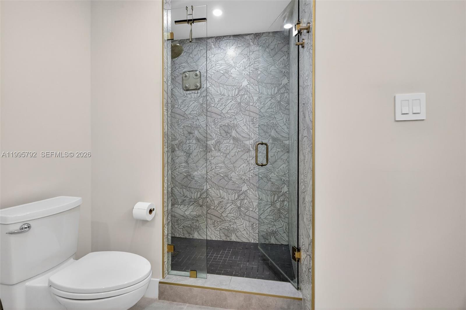 WILLIAMS ISLAND - Residential