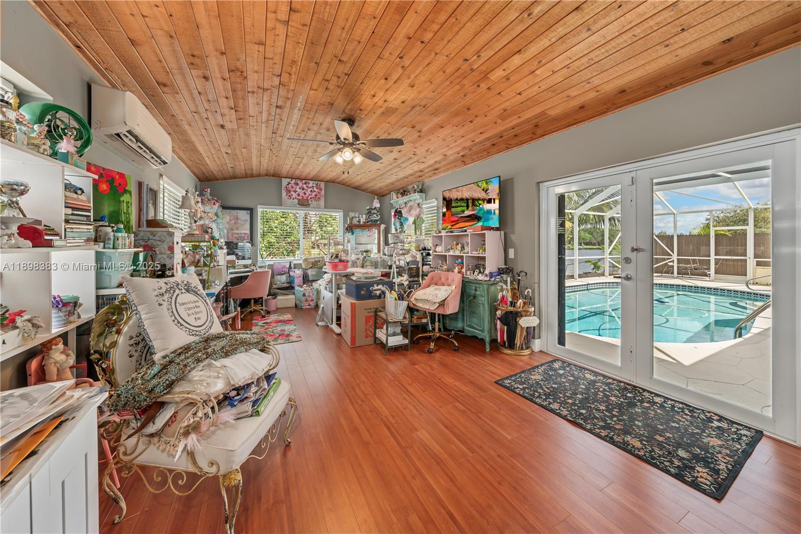 PEMBROKE LAKES SEC 2 - Residential