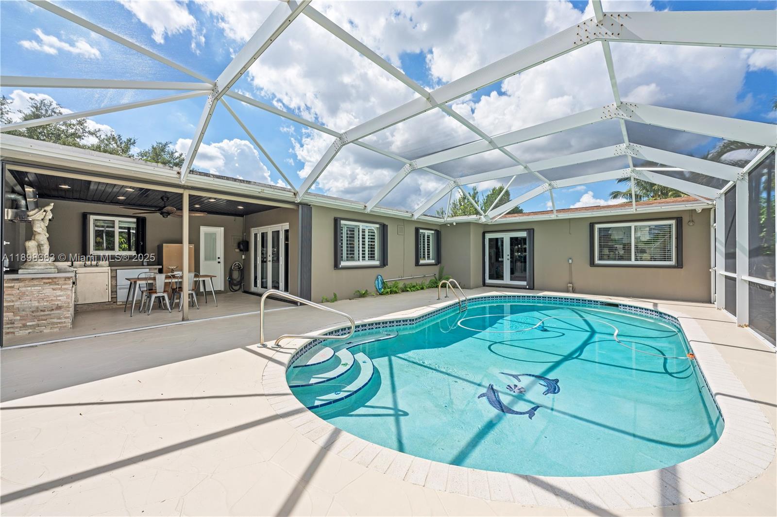 PEMBROKE LAKES SEC 2 - Residential