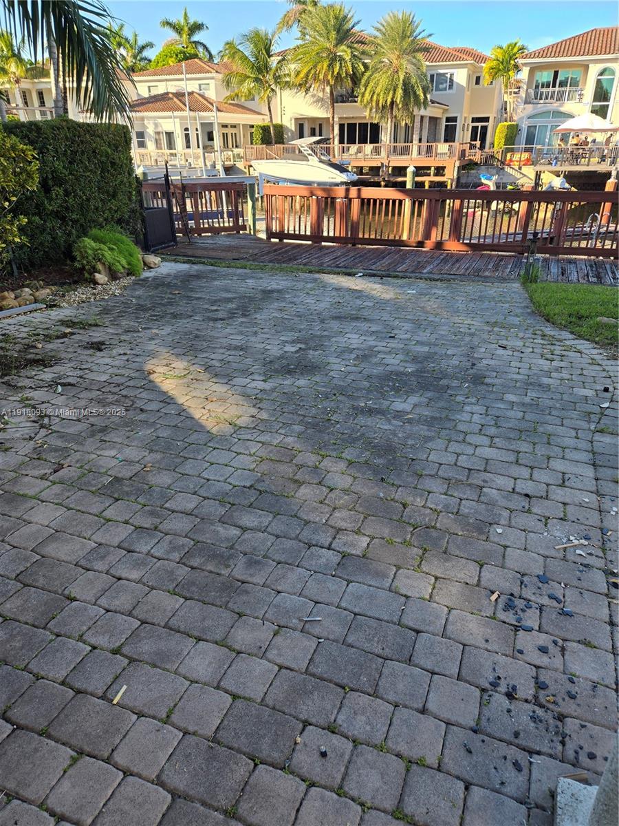 THREE ISLANDS 3RD SECTION - Residential