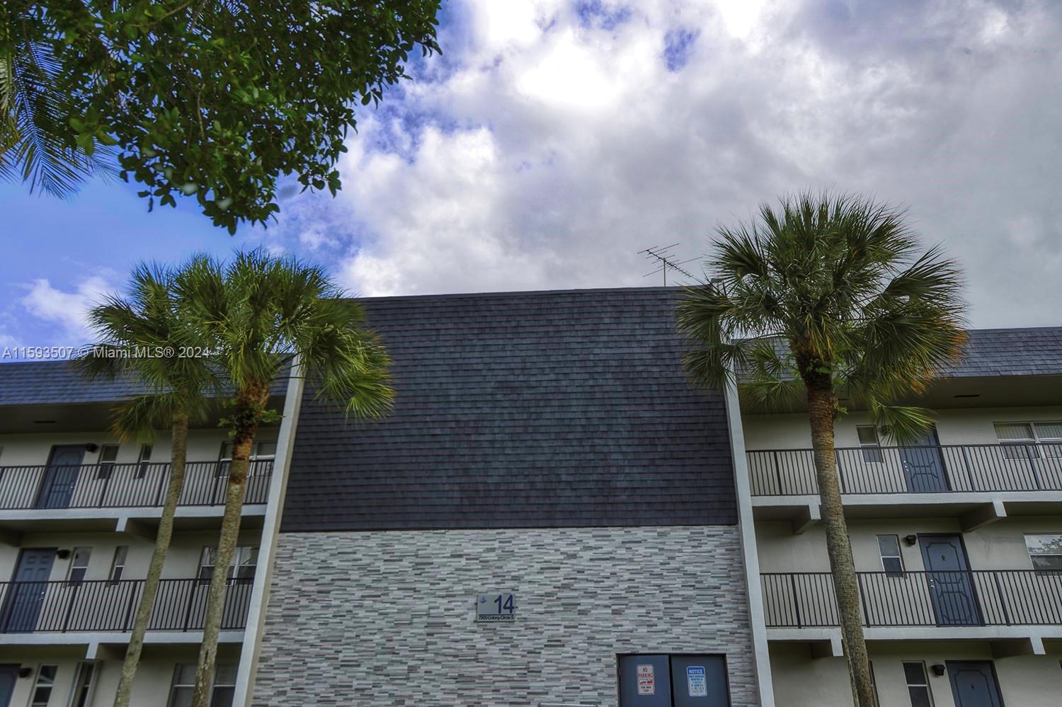 VERSAILLES GARDENS CONDO - Residential Lease