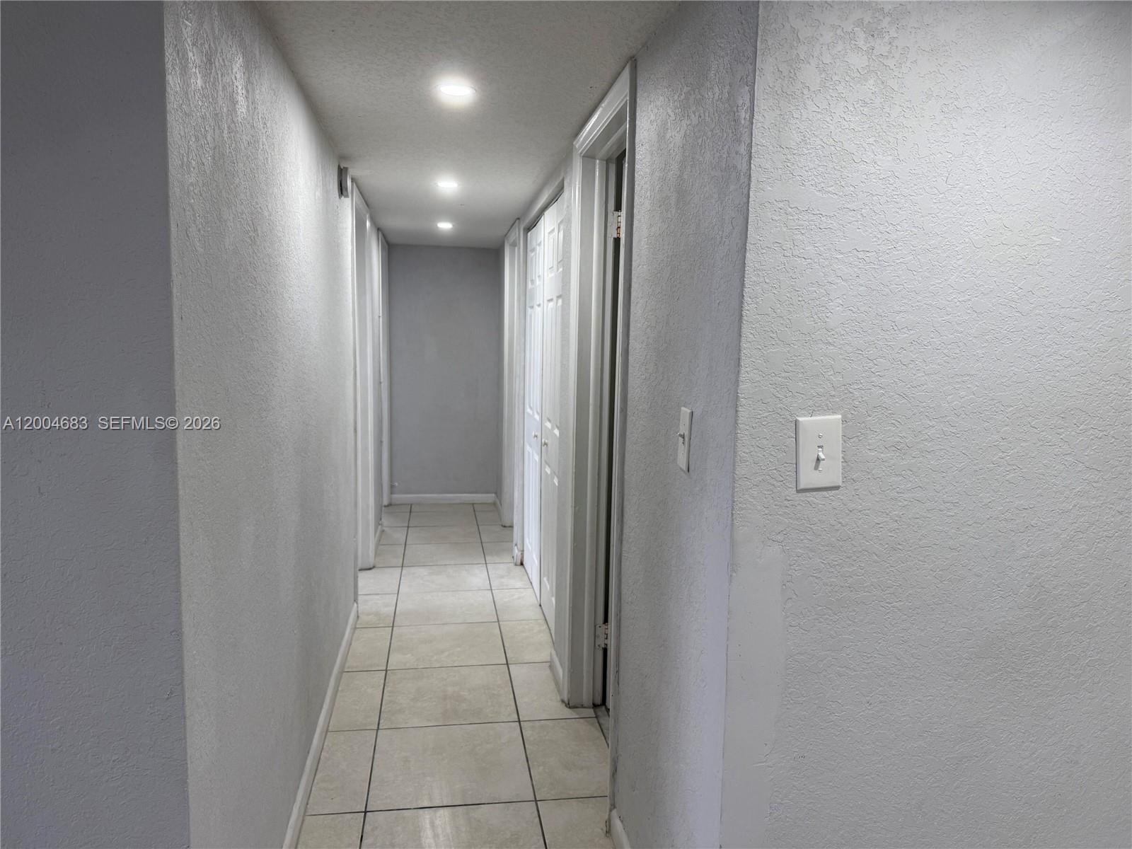 DADELAND PLACE CONDO - Residential