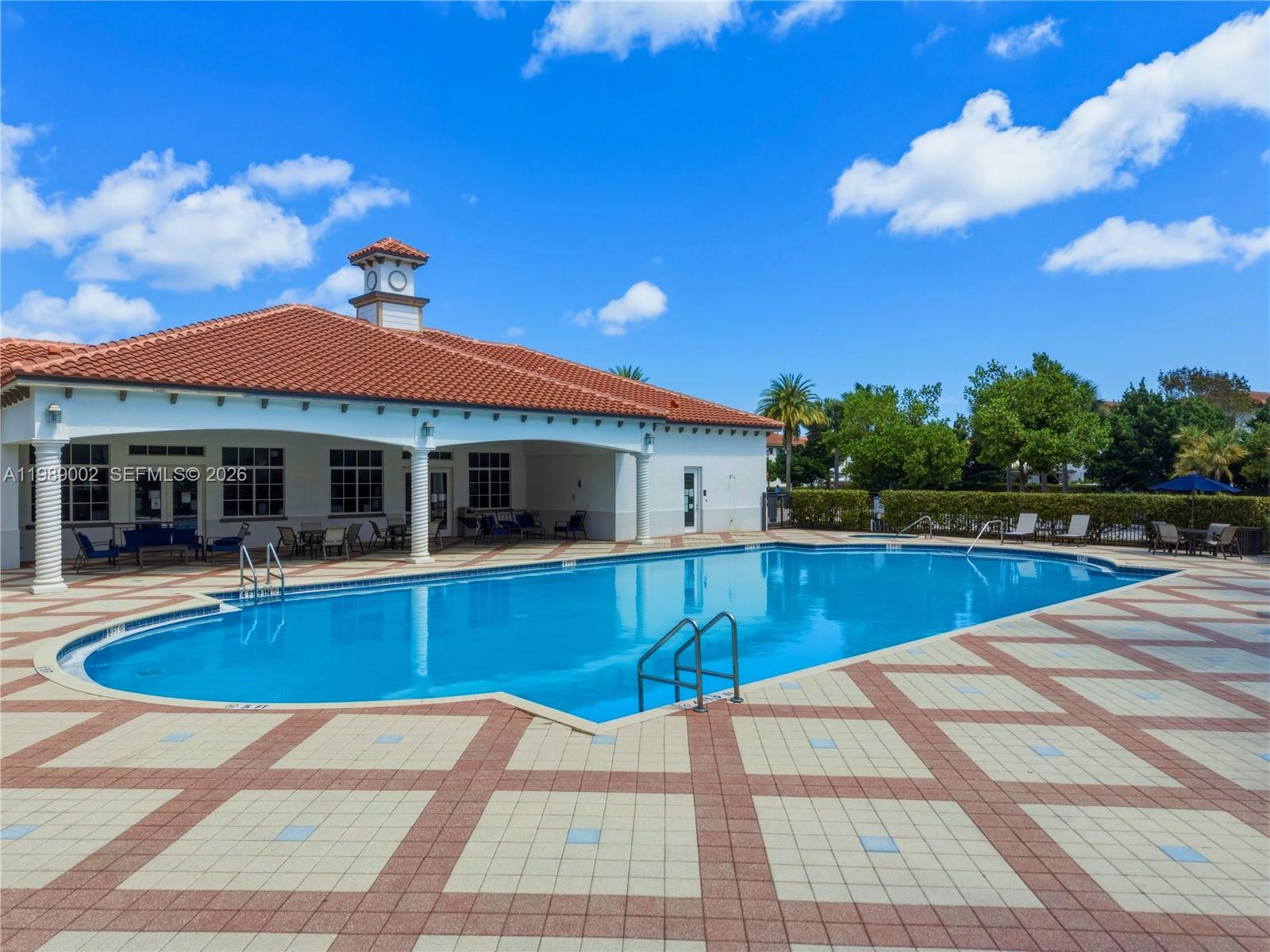 MEDITERRANEA - Residential