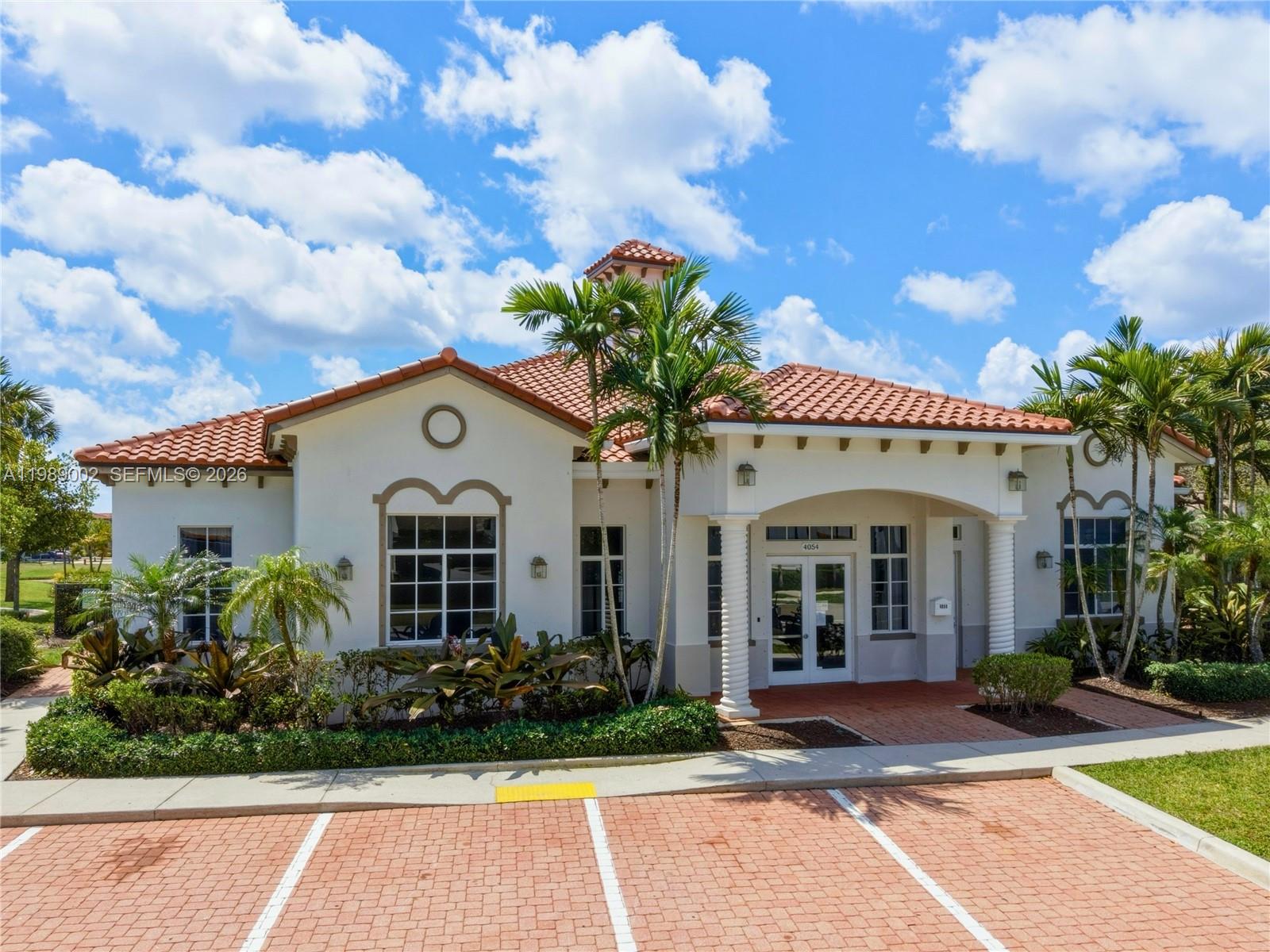 MEDITERRANEA - Residential