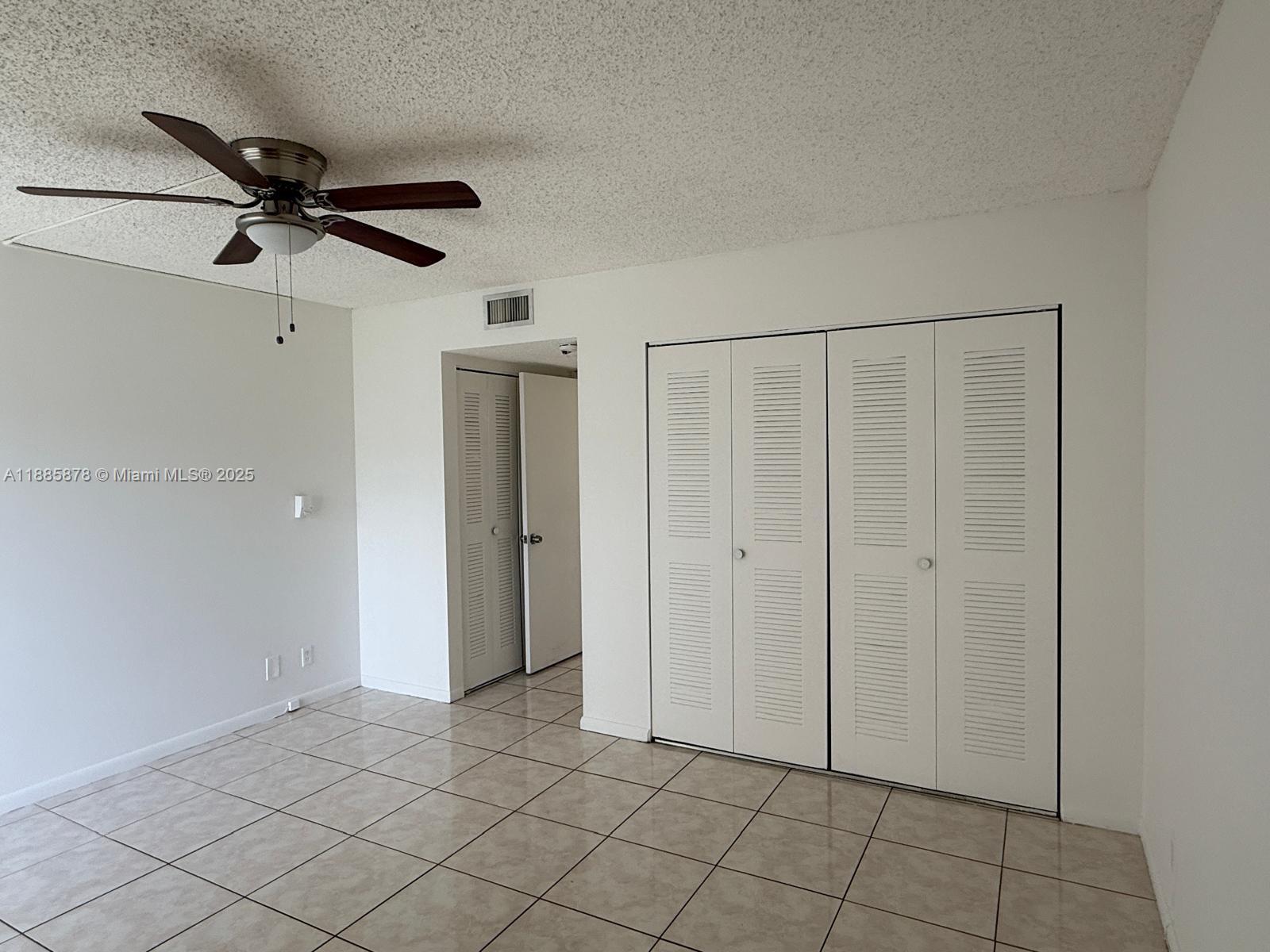 LAKESHORE AT UNIVERSITY P - Residential Lease