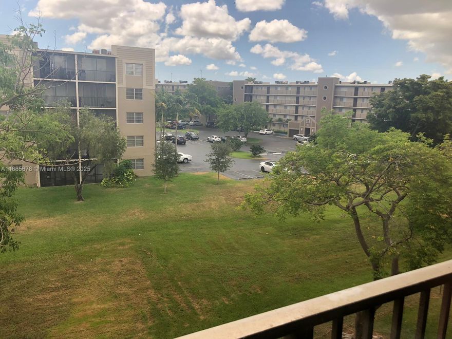 Freshly painted, 2 bedroom 1 bath condo, excellent condition, updated kitchen cabinets, tile floors throughout.