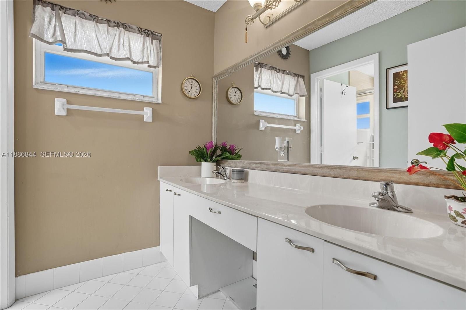 TOWNGATE - Residential