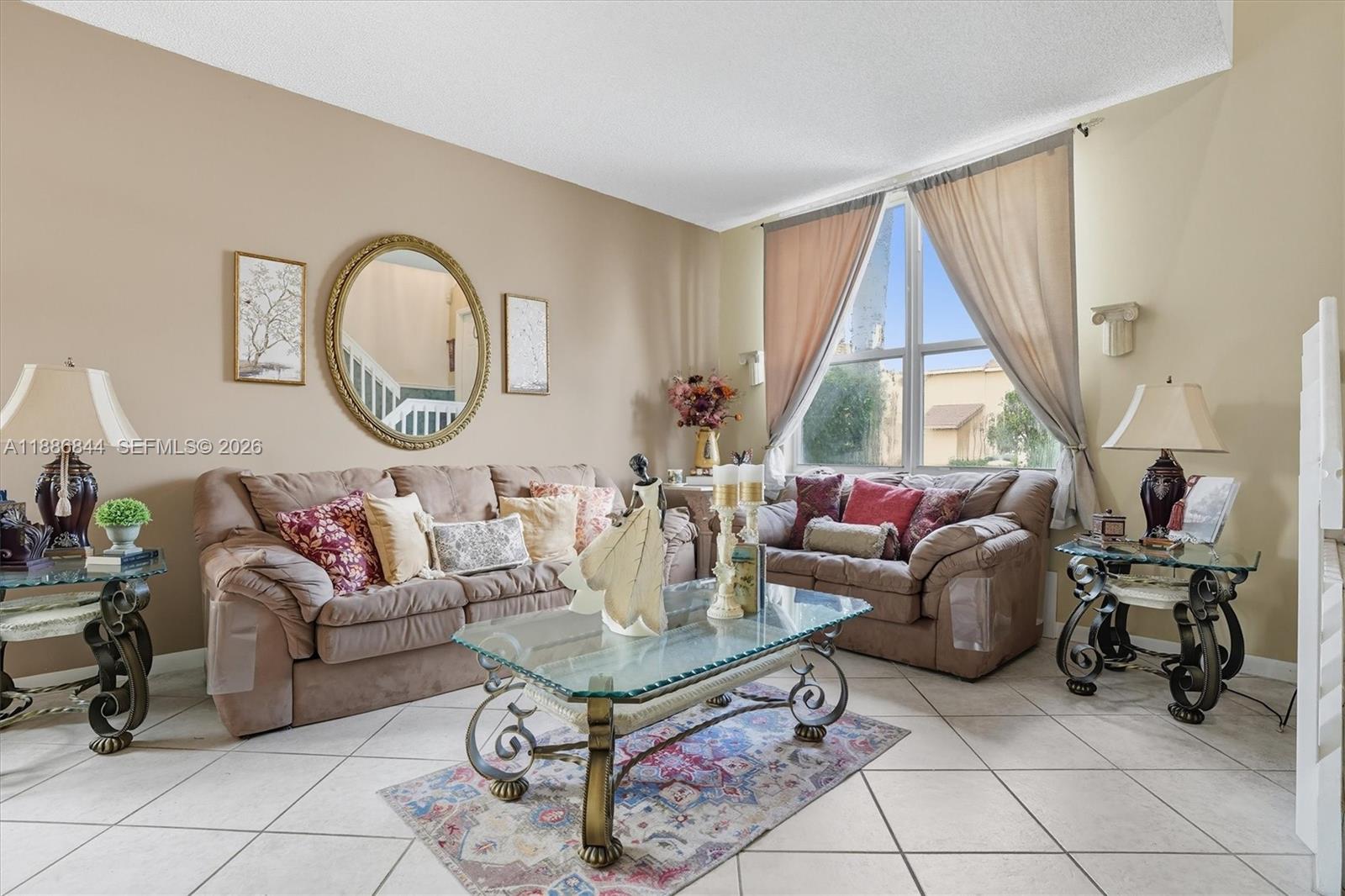 TOWNGATE - Residential