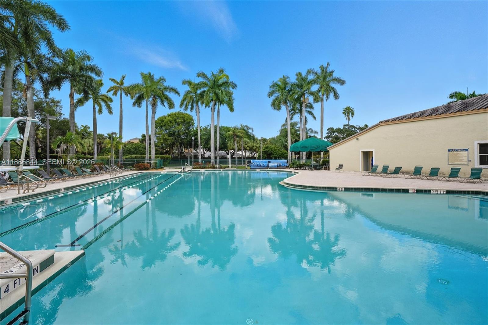 TOWNGATE - Residential