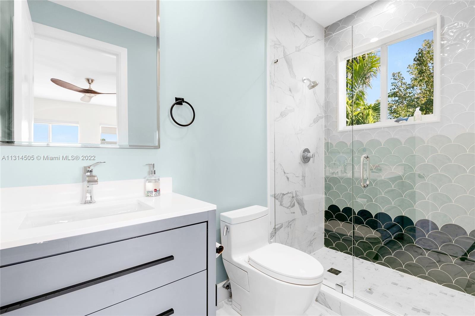 BAY HARBOR ISLAND - Residential