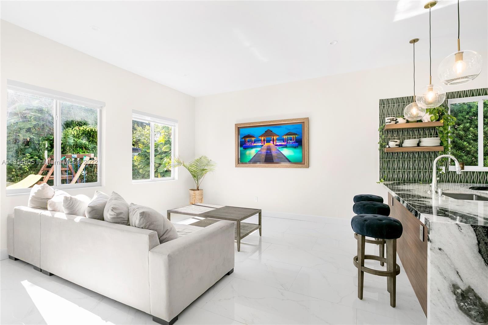 BAY HARBOR ISLAND - Residential