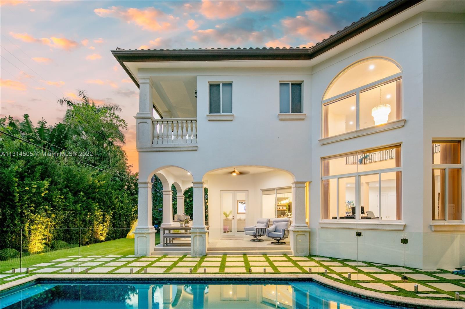 BAY HARBOR ISLAND - Residential