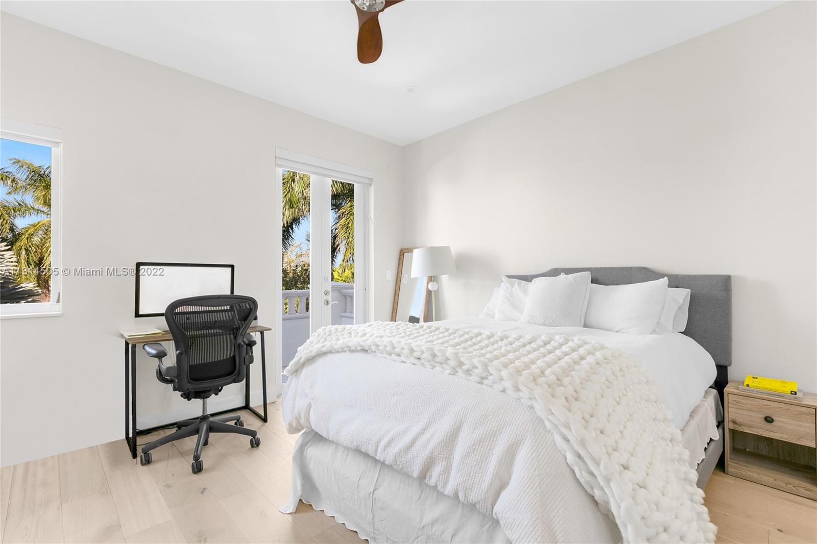 BAY HARBOR ISLAND - Residential