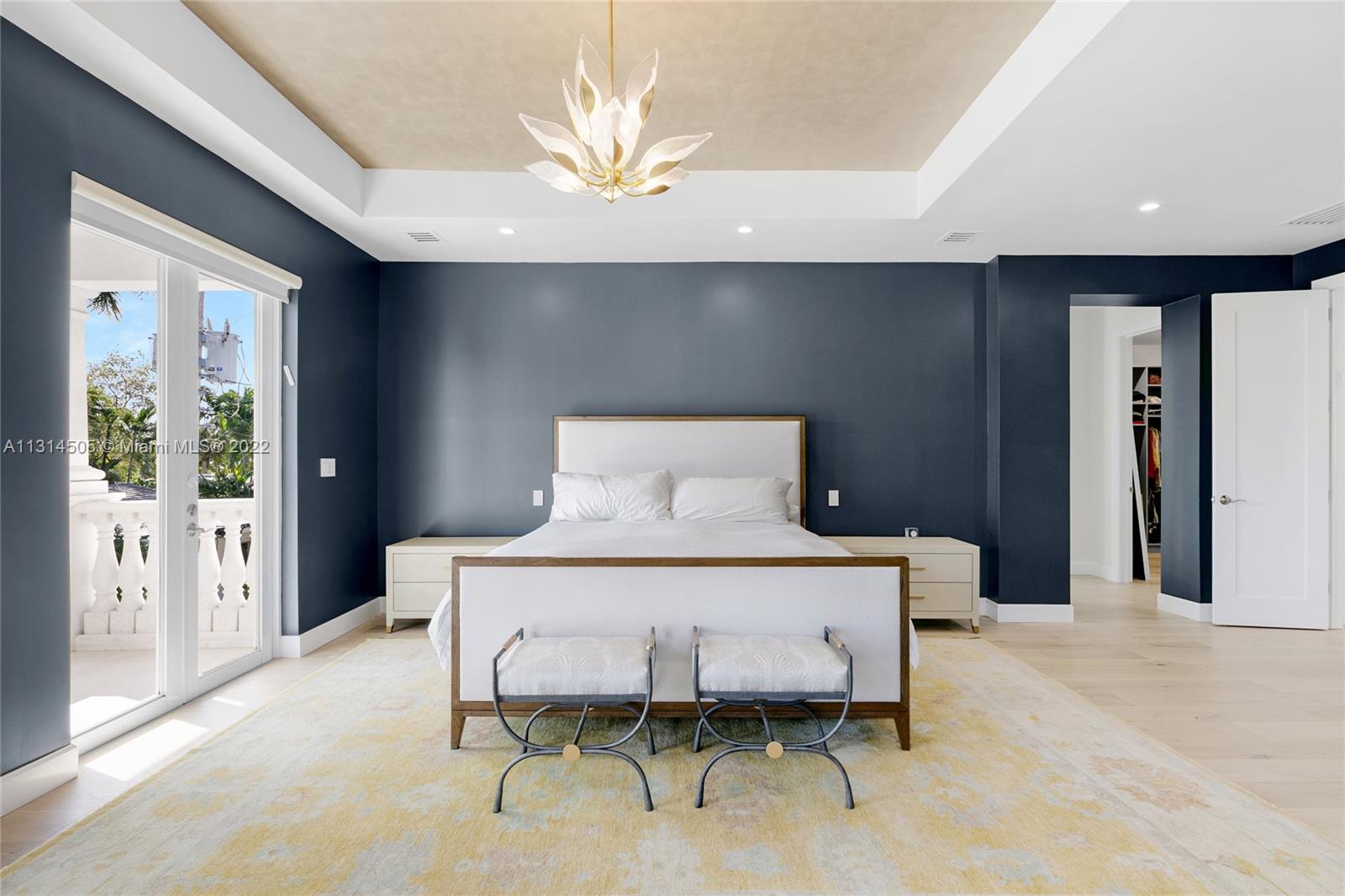 BAY HARBOR ISLAND - Residential