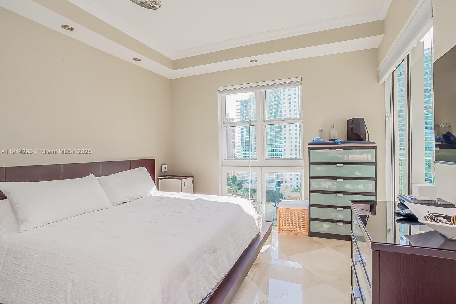 TURNBERRY VILLAGE SO TOWE - Residential