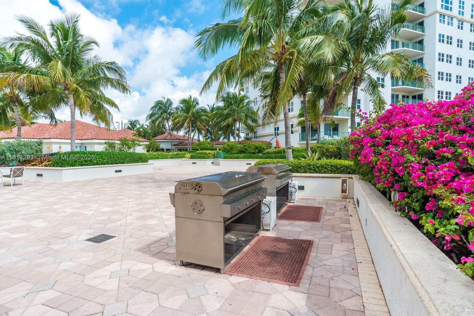 TURNBERRY VILLAGE SO TOWE - Residential