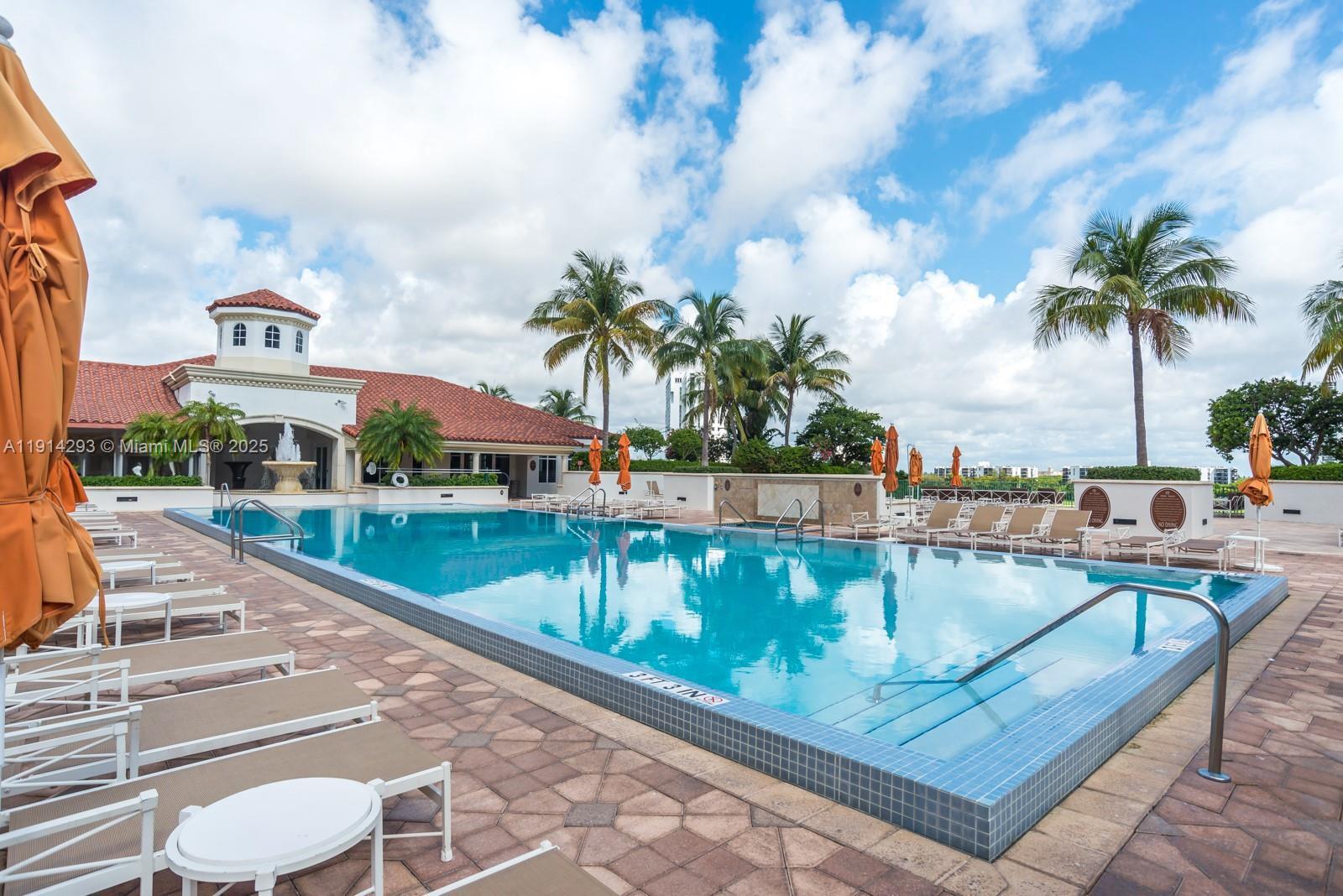 TURNBERRY VILLAGE SO TOWE - Residential