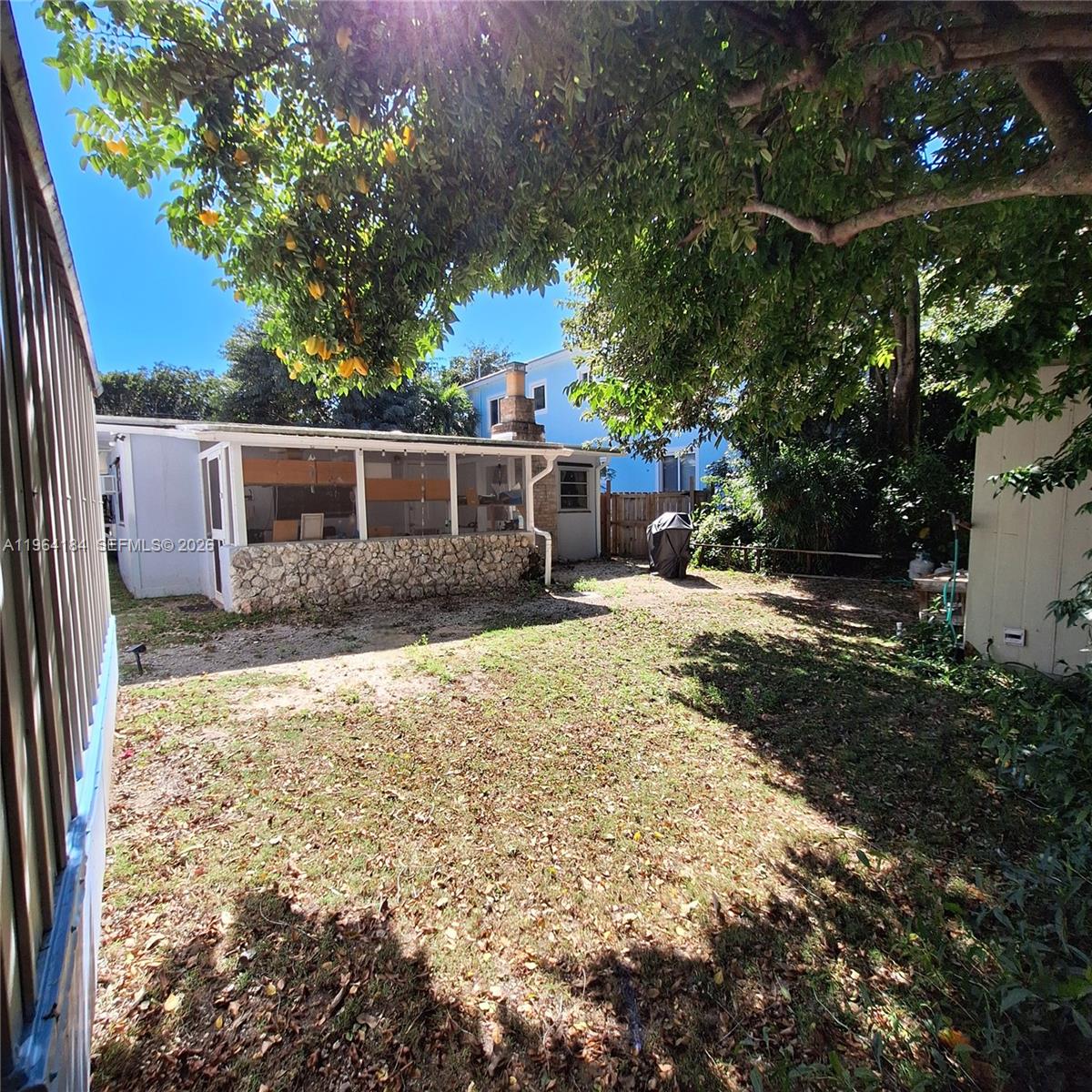 BOWENS ADD RIVIERA VILLAG - Residential