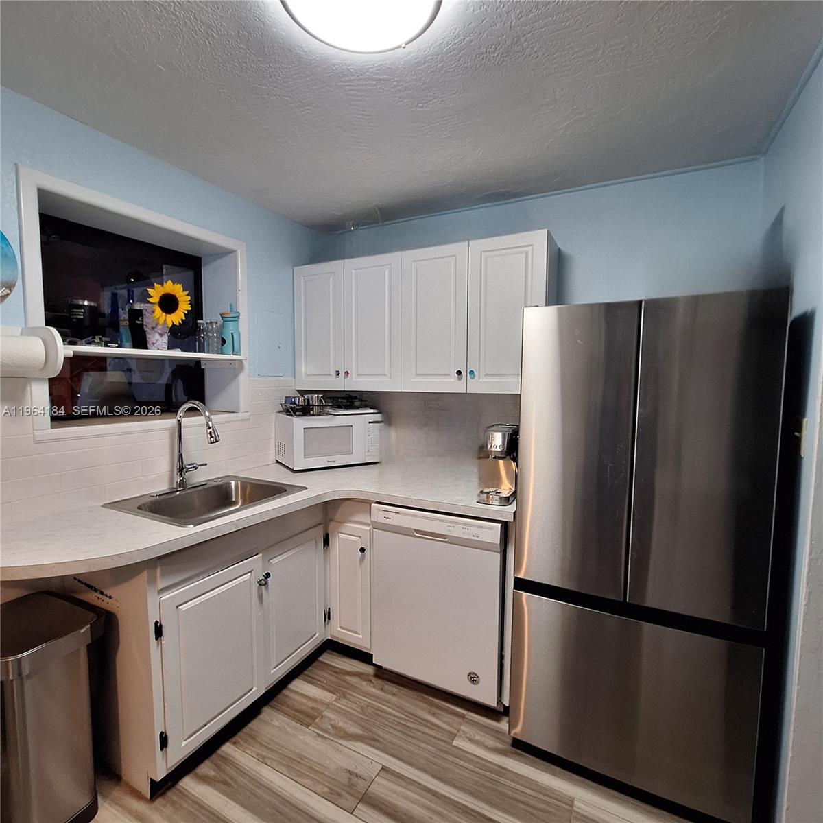 BOWENS ADD RIVIERA VILLAG - Residential